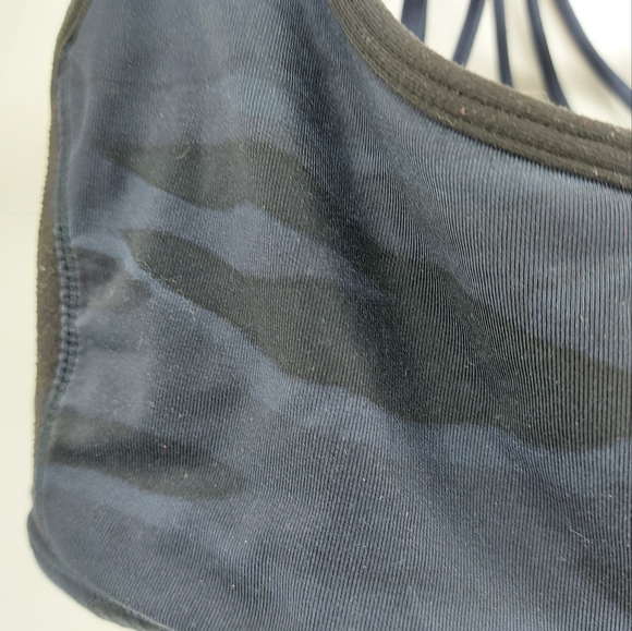Lululemon Athletica strappy sports bra - Picture 2 of 5